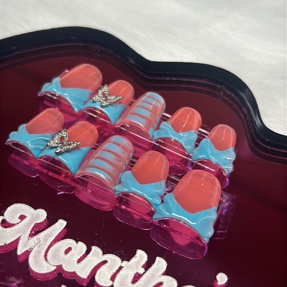 Short Duck Nails | Size Large with Blue French Tips & 3D Butterfly Charms | Free - Picture 5 of 5